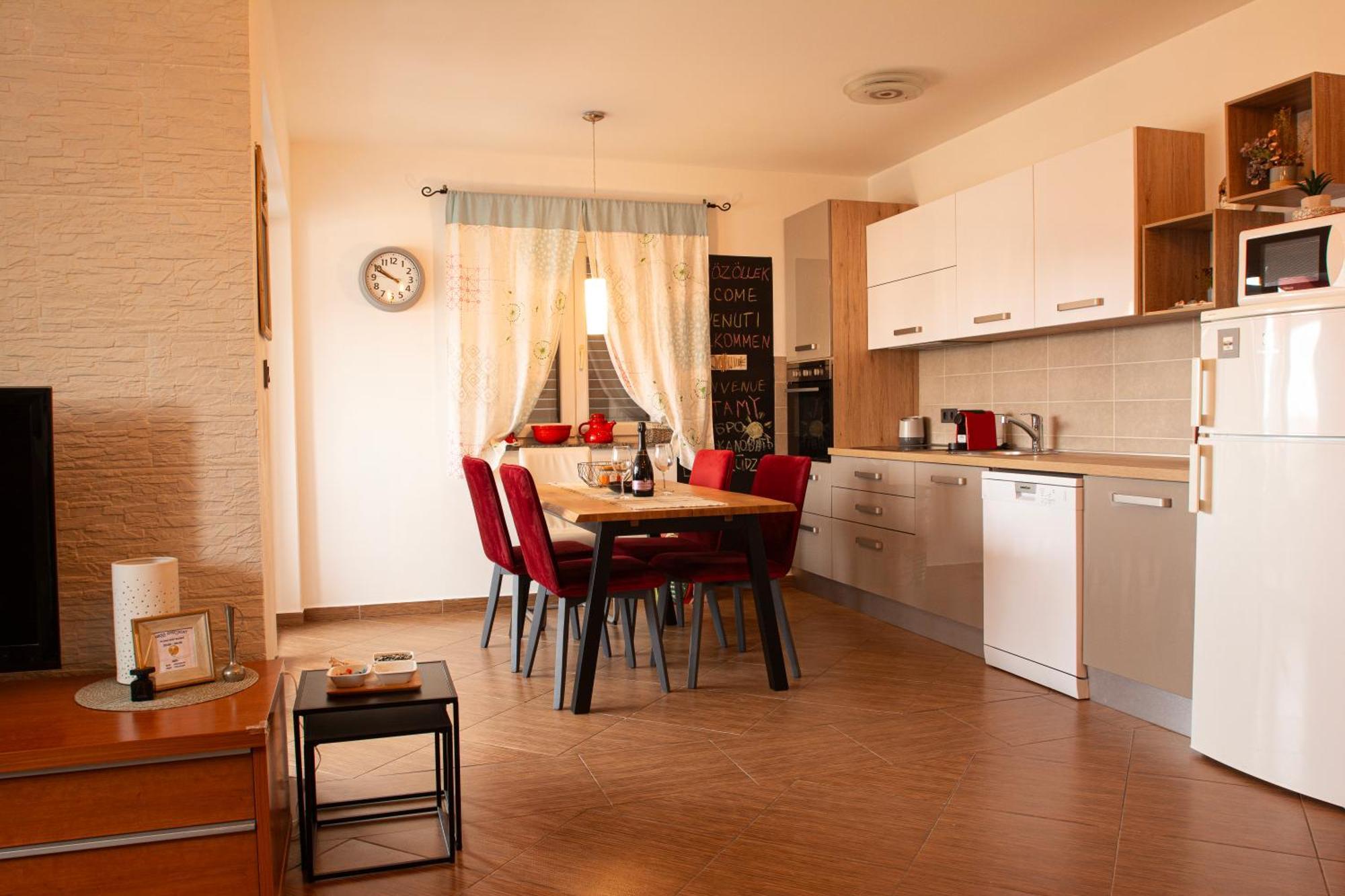 Nikka Apartments มาลินสกา ภายนอก รูปภาพ
